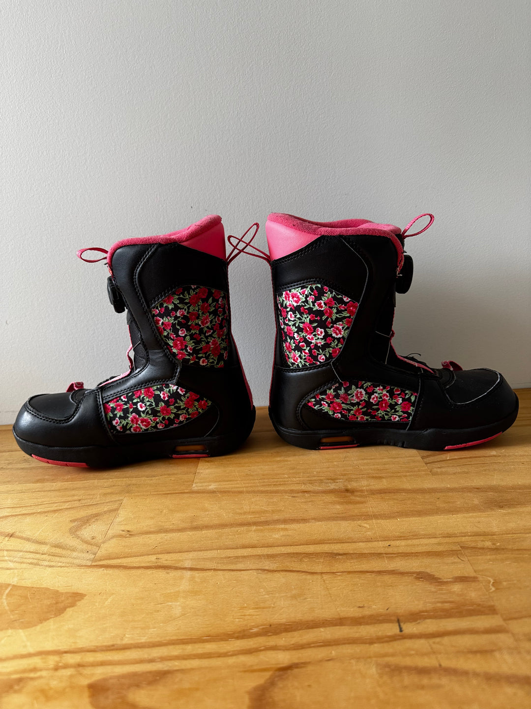 K2 Lil Kat Kids Snowboard Boots US 2 JR