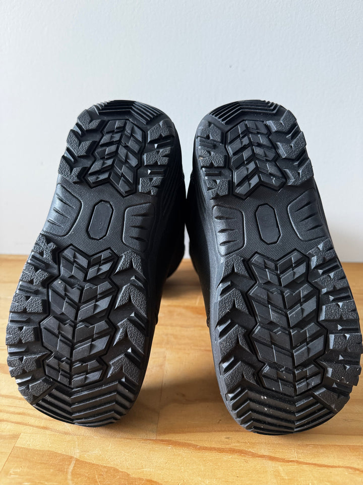 New Torpedo7 Kids Snowboard Boots US 3K