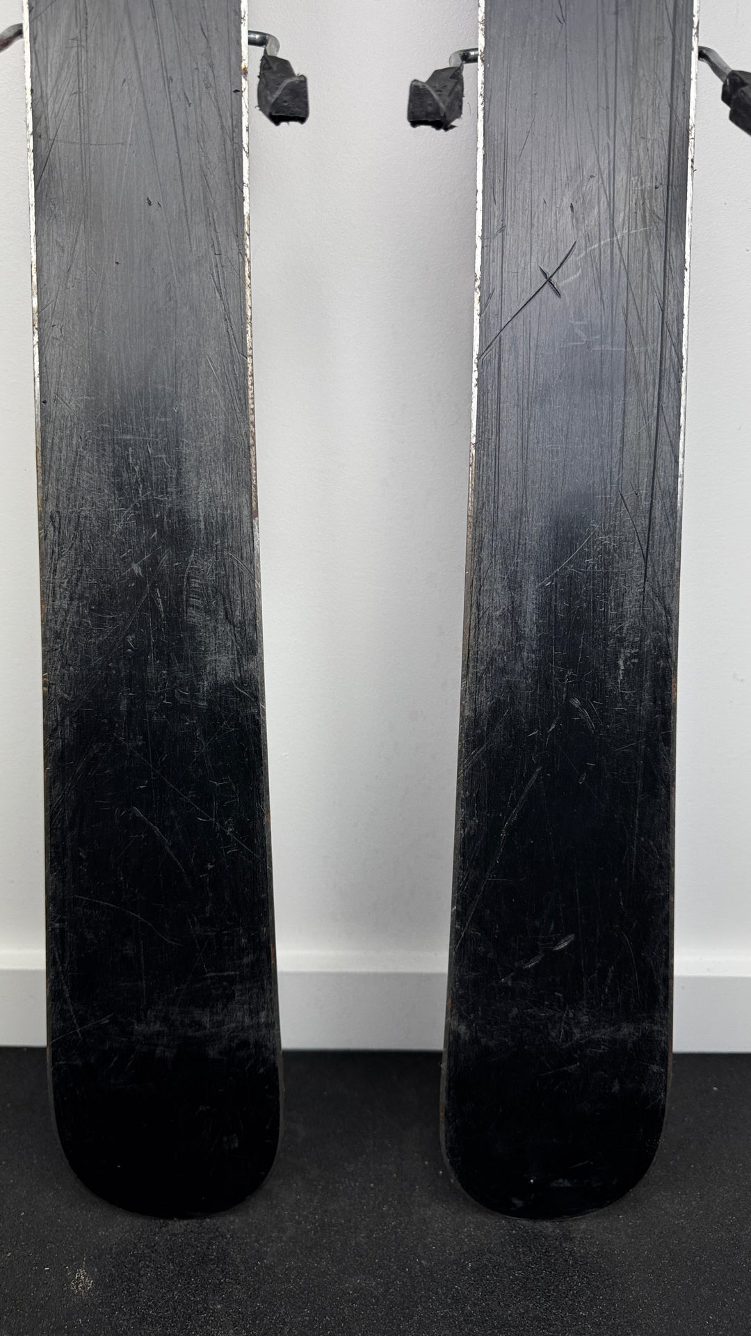 Völkl Gotama Jr Twin Tip Skis 118
