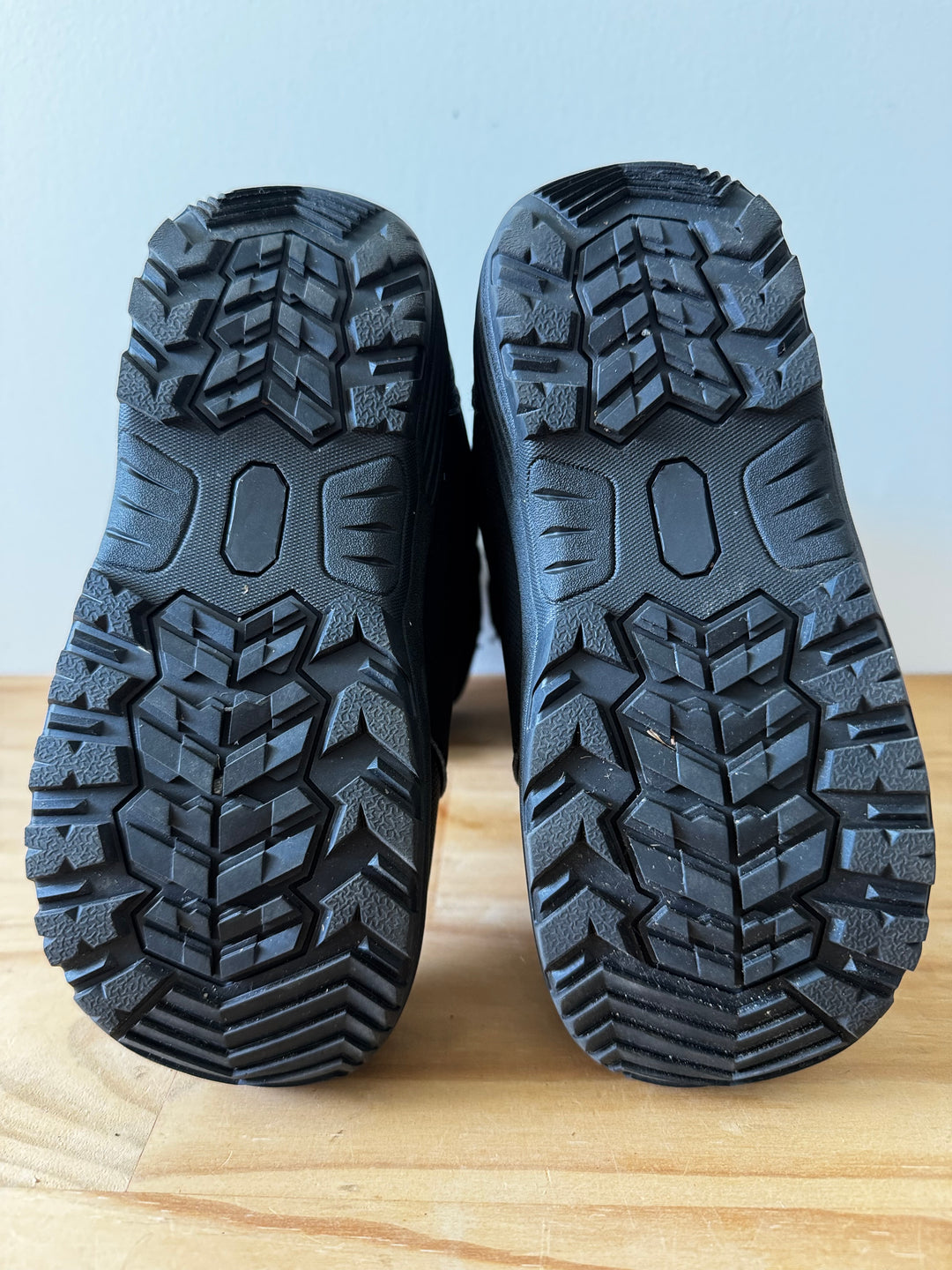 Torpedo7 Kids Snowboard Boots US 2K