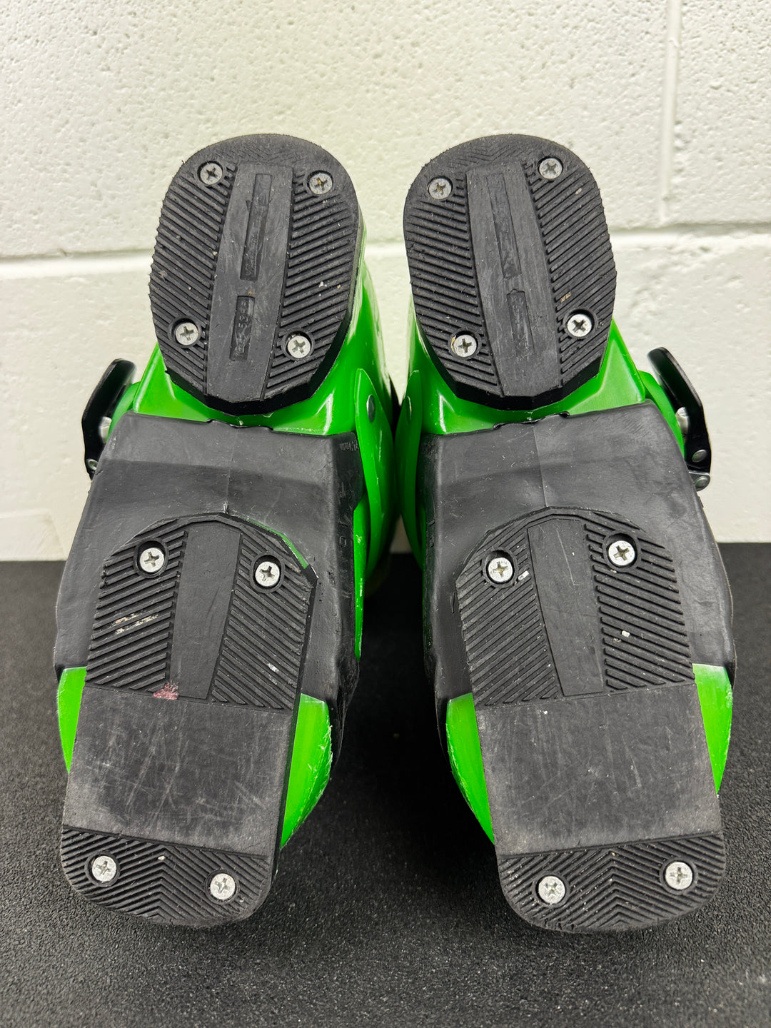 Elan Ezyy Kids ski boots 20.5