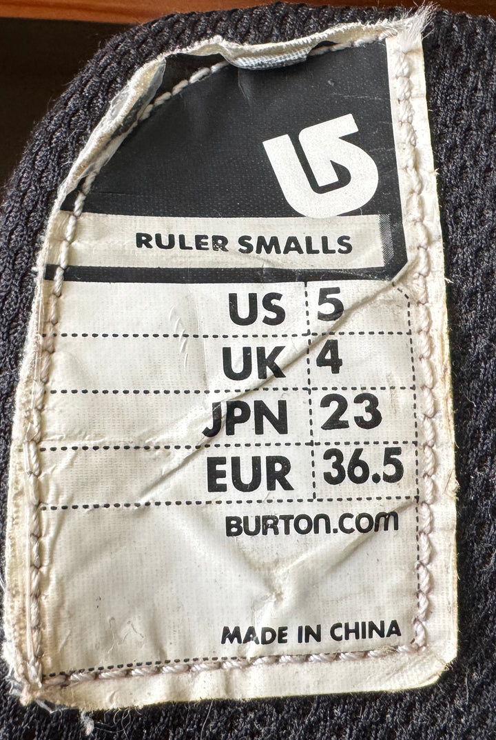Burton Grom Ruler Kids Snowboard Boots US5