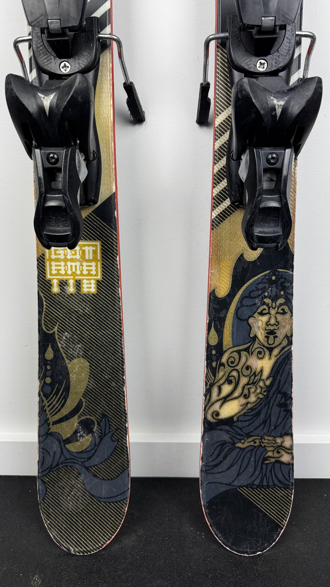 Völkl Gotama Jr Twin Tip Skis 118