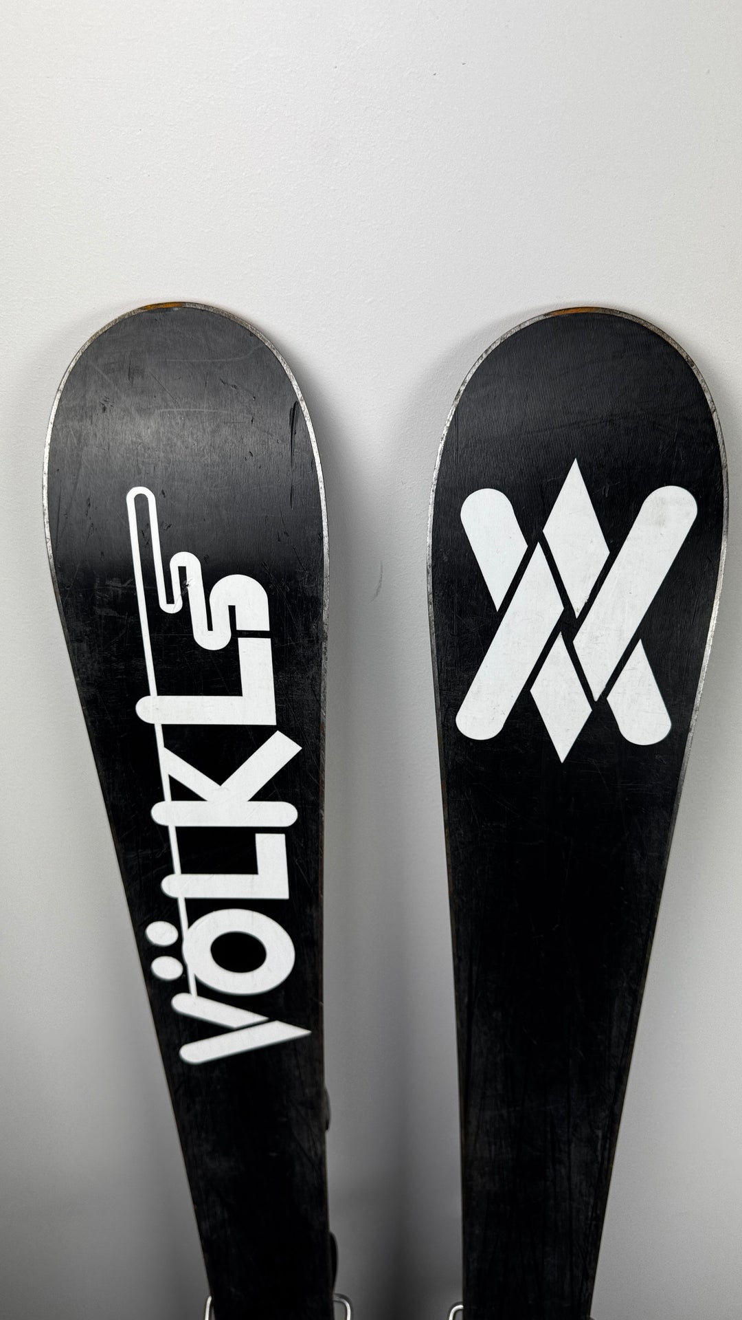Völkl Gotama Jr Twin Tip Skis 118
