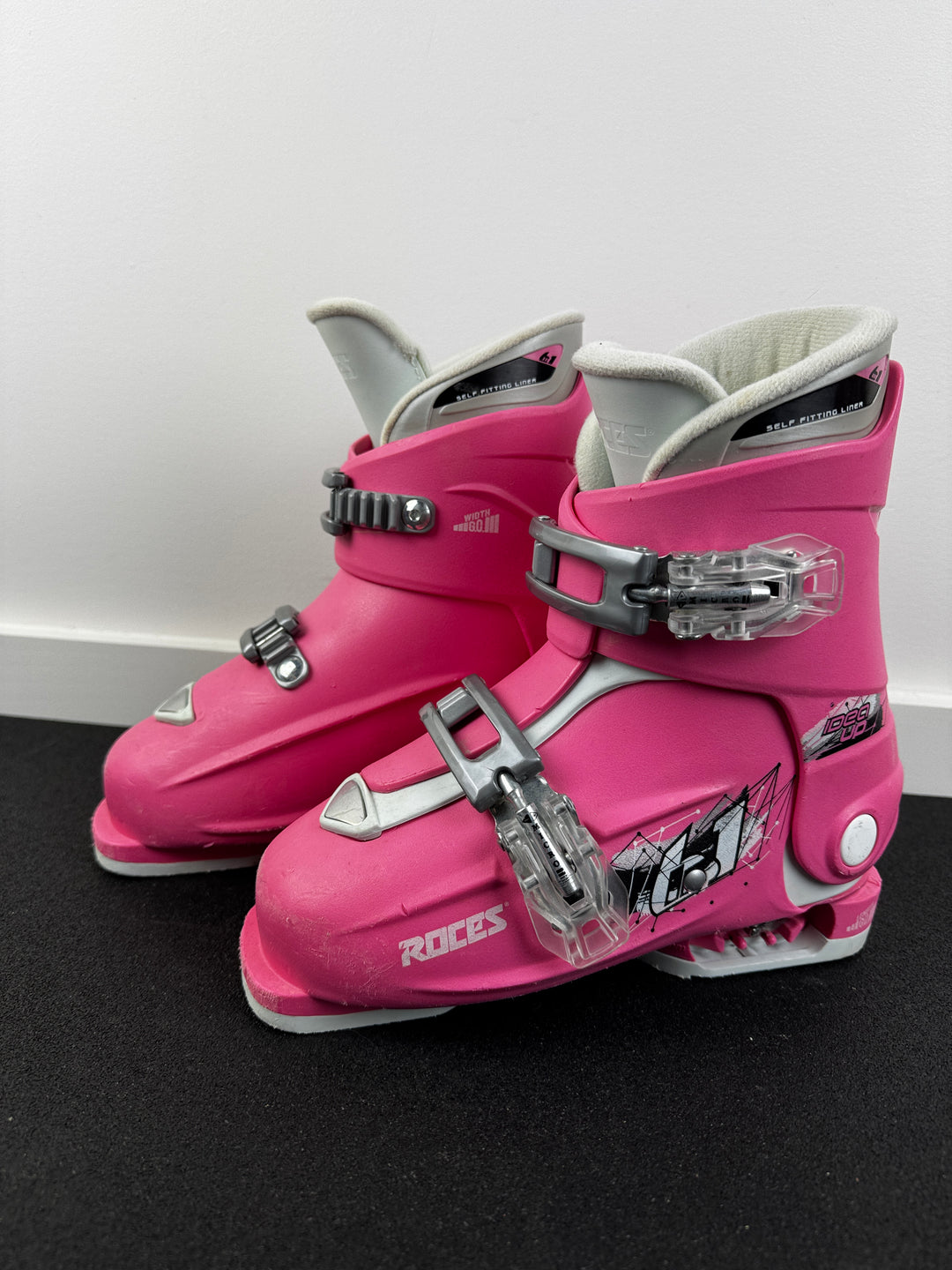 Roces Pink Adjustable Kids Ski Boots Sizes 19-22 Mondo