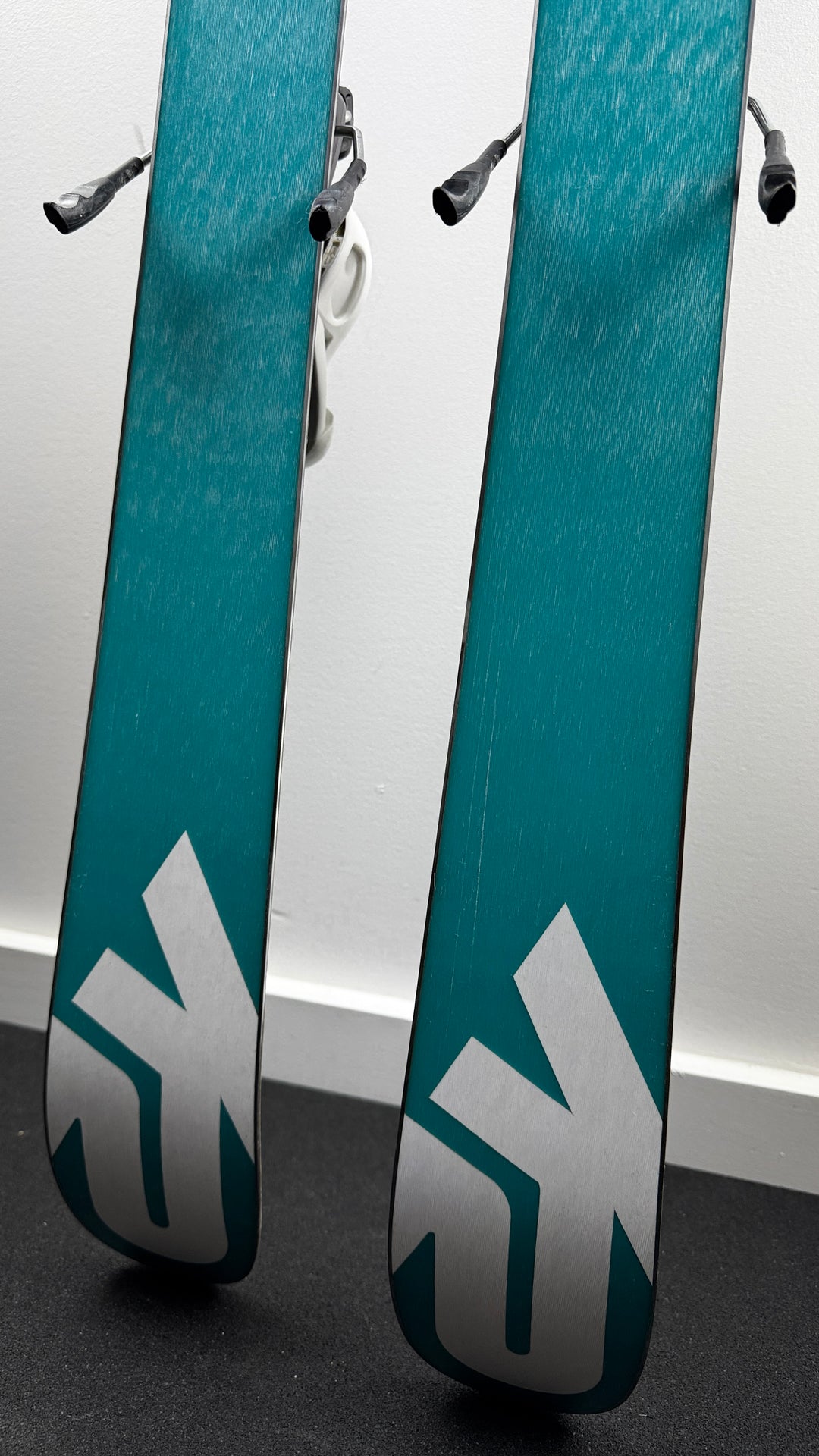 K2 Missy Twin Tip Kids Skis 129cm