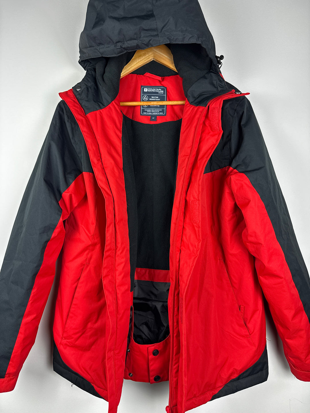 Mountain Warehouse Adults Snow Jacket Black/Red Size S/P
