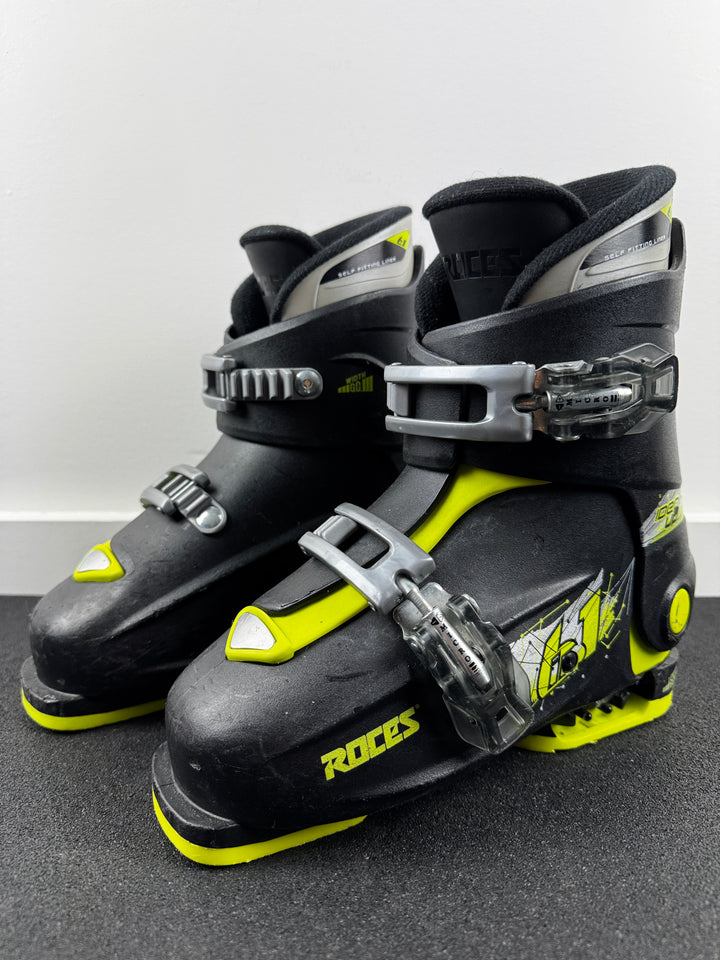 Roces Adjustable Kids Ski Boots Size 19-22 Mondo