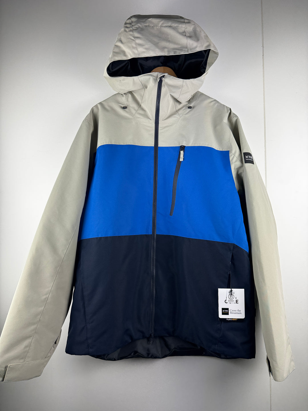 New XTM Traverse III Jacket | Mens L