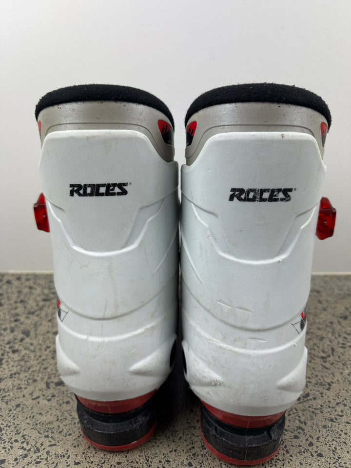 Roces Adjustable Ski Boots Size 19-22 Mondo