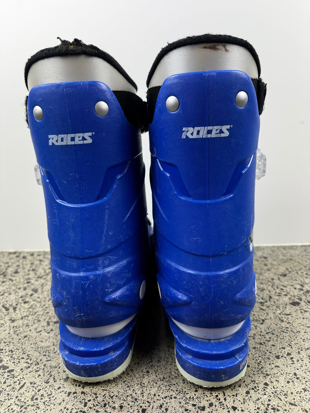 Roces Adjustable Ski Boots Size 22.5-25.5