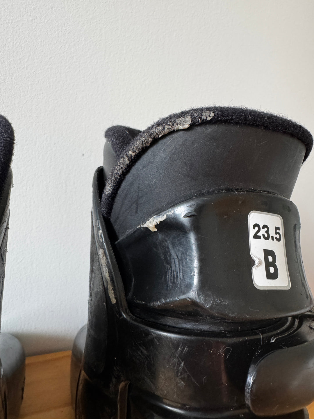 Head RR8 Kids Ski Boots 23.5