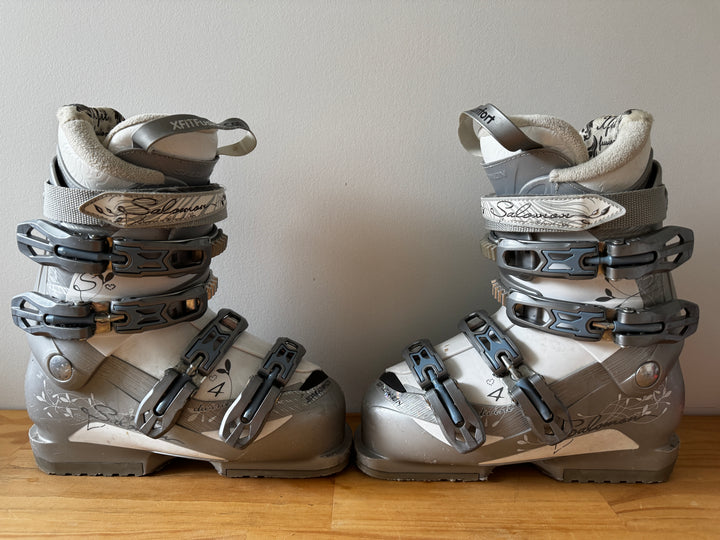 Salomon Divine 4 Kids Ski Boots 23-23.5