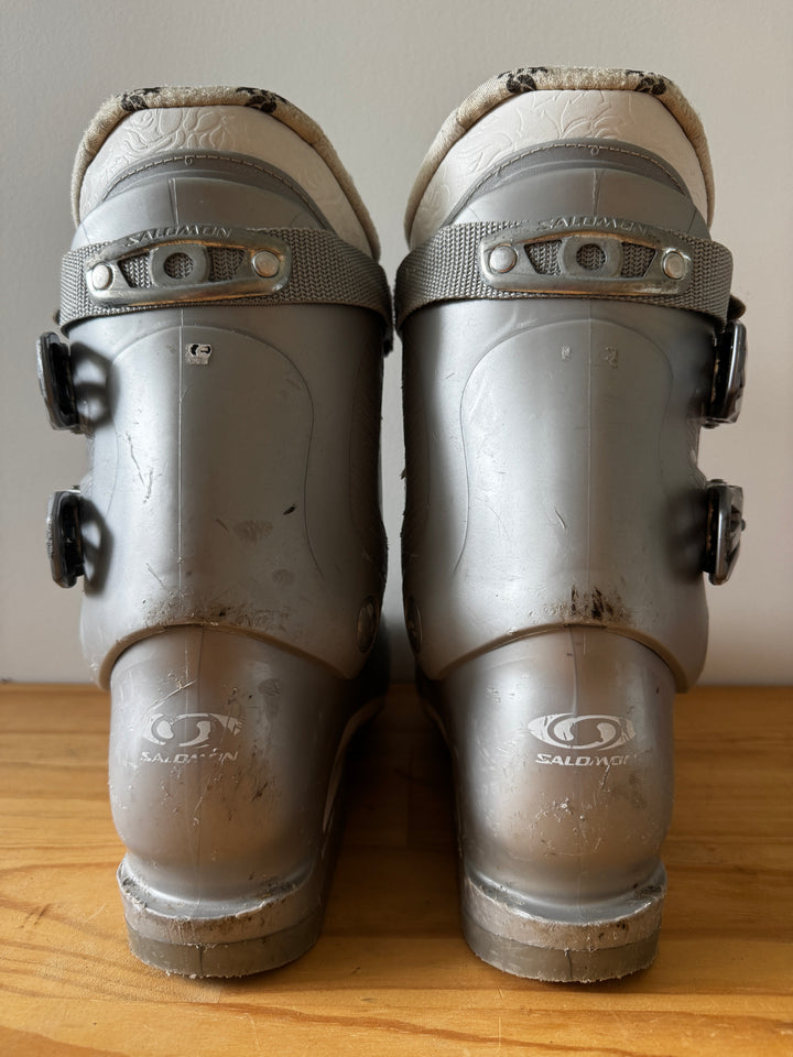 Salomon Divine 4 Kids Ski Boots 23-23.5