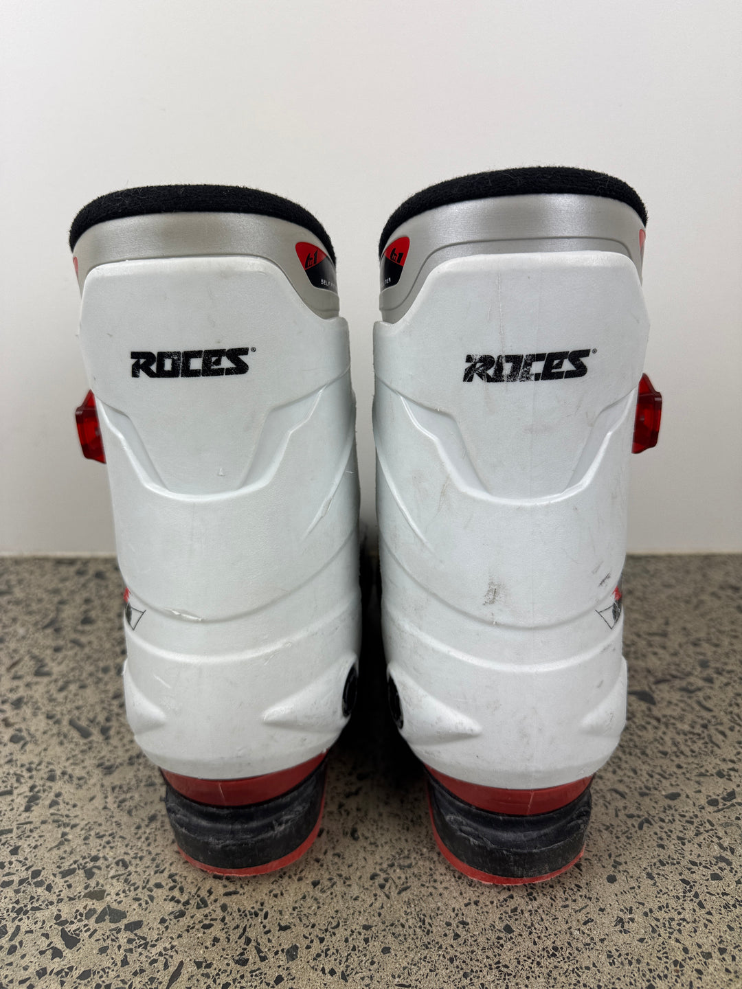 Roces Adjustable Ski Boots Size 19-22