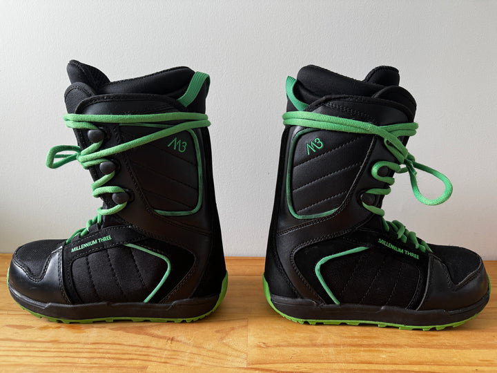 Millennium Three Kids Snowboard Boots US5